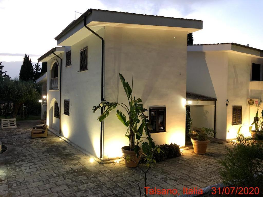 Relais Villa Lama Boutique Hotel Ταράντο Εξωτερικό φωτογραφία